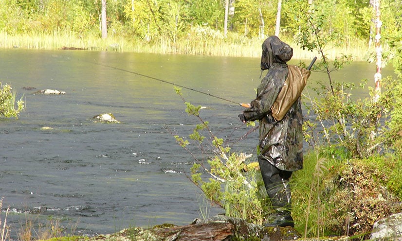 Одежда осенняя для рыбалки - выбираем рыболовный костюм, штаны, перчатки